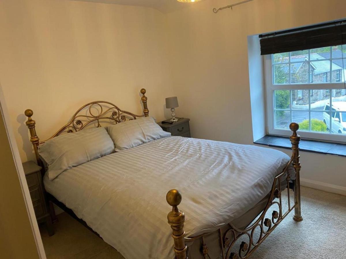 2-Bed Cottage In In Welsh Valley Nr Swansea Ngoại thất bức ảnh