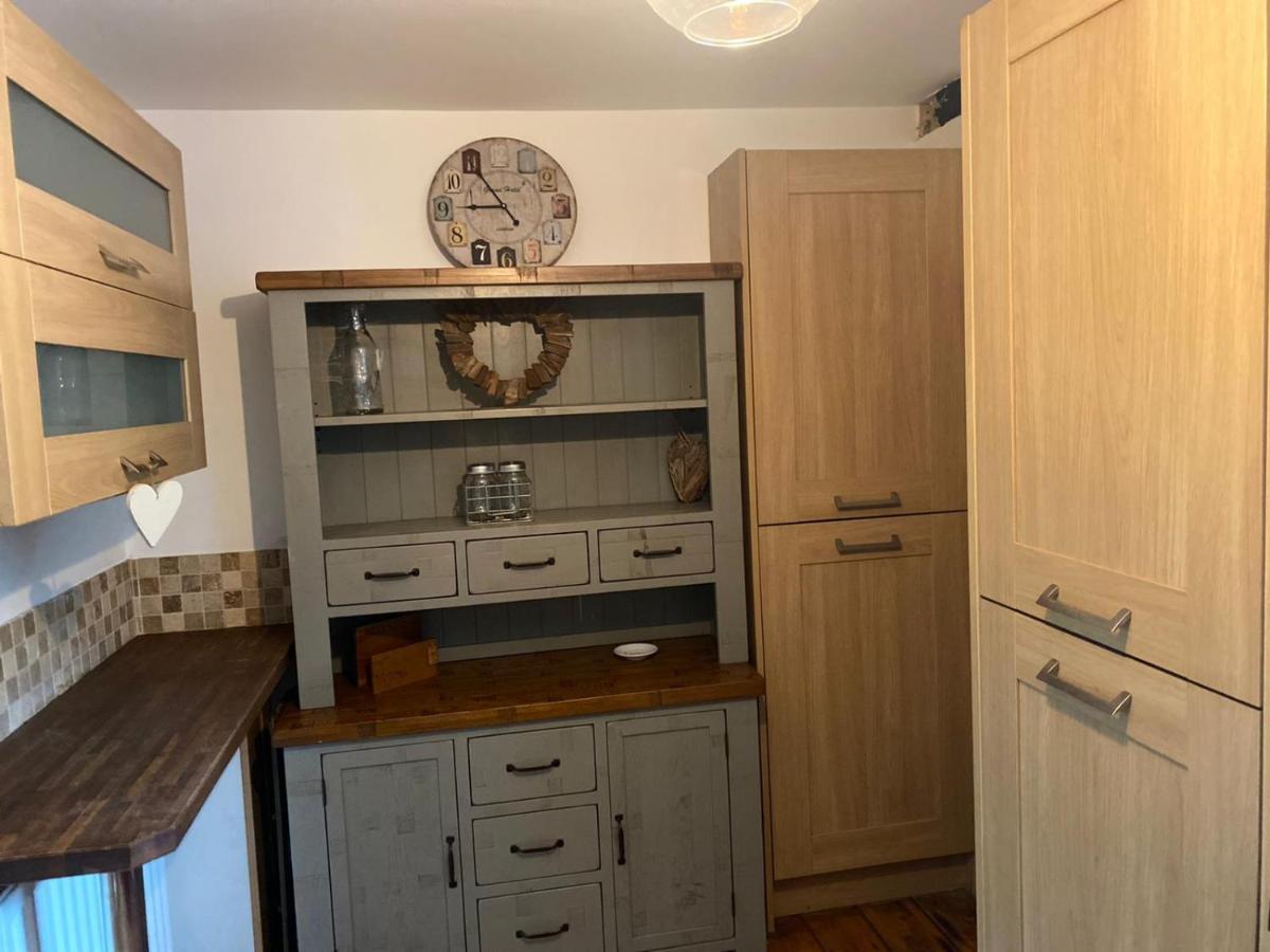 2-Bed Cottage In In Welsh Valley Nr Swansea Ngoại thất bức ảnh